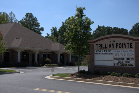Lilburn Dentist - Dr. Stephen Lipson, D.D.S. - General and Cosmetic Dentistry 